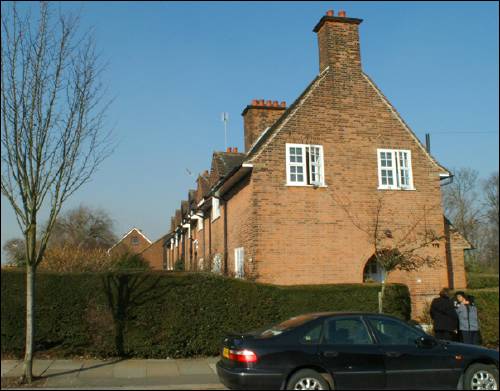 130 Willifield Way